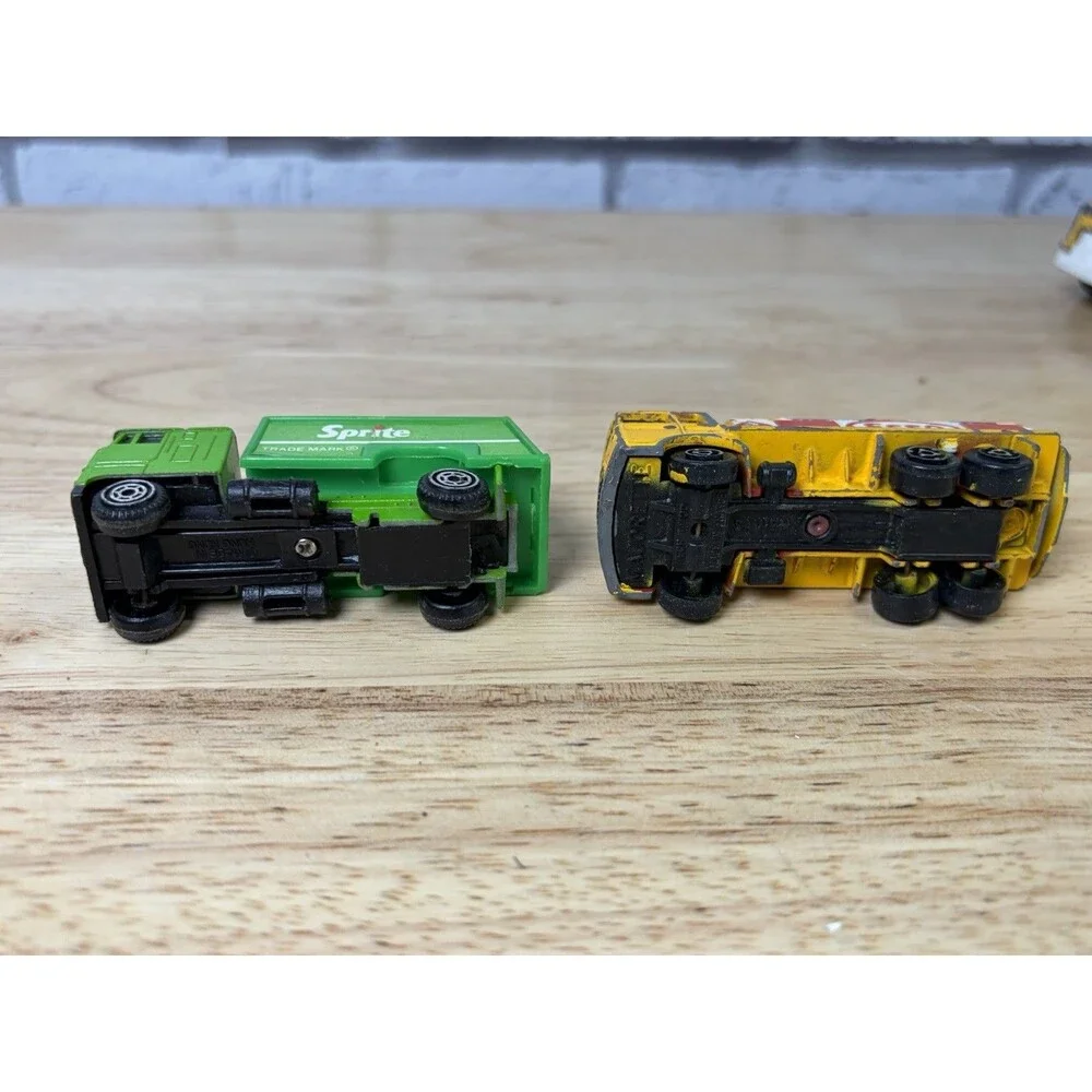 Sinclair Fuel Tanker + 8 Vintage Hot Wheels Matchbox Cars Mixed Diecast Trucks